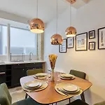 Residence Tour Eiffel Champs de Mars(Exposition)
